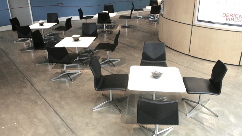 fourcastlounge04